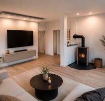 4 Raum Wohnung mit Balkon - 1.250,00&nbsp;EUR Kaltmiete, ca.&nbsp; 158,00&nbsp;m&sup2; in Crimmitschau (PLZ: 08451)