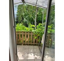 Mietwohnung 2,5 Zimmer EBK + Stellplatz + Balkon + Uninähe - Koblenz Bisholder