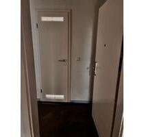 WOHNUNG - 1.OG - 3,5 ZIMMER - 54M2 - KOMPLETT RENOVIERT - - Lünen