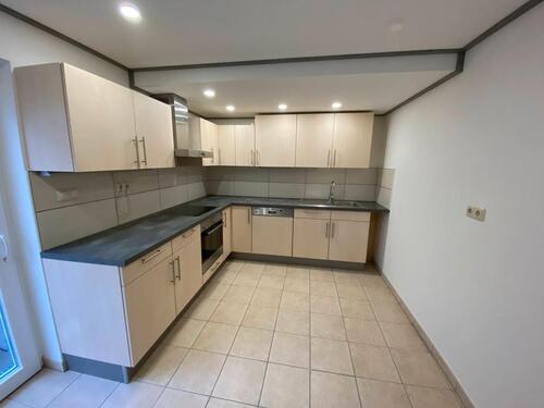Foto - 2-Zimmer-Wohnung mit Küche, Terrasse + Garage