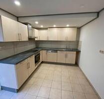 2-Zimmer-Wohnung mit Küche, Terrasse + Garage - Schonungen Forst