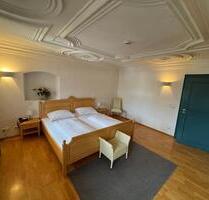 Teilmöbliertes Hotelzimmer monatsweise zu vermieten - Dachau