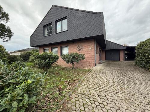 Foto - Großes Einfamilienhaus in 52525 Heinsberg Oberbruch