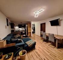 Schöne 2 Zimmer EG Wohnung mit kleinem Garten & TG-Stellplatz - Bad Wimpfen