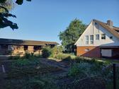 Foto - Haus 2 Wohnungen, Pferde-Hobbystall Garagen Nebengeb., Ortsrand