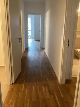 Foto - Wohnen am Wasser: geräumige 3-Zimmer-Wohnung