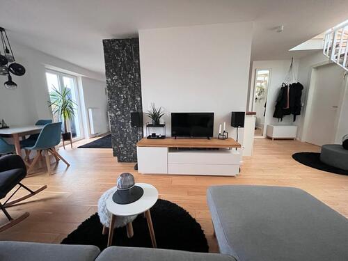 Foto - 2 Zimmer Dachgeschoßwohnung zur Miete in Hamburg