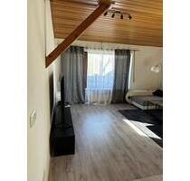 Dachgeschosswohnung - 1.100,00&nbsp;EUR Kaltmiete, ca.&nbsp; 86,00&nbsp;m&sup2; in Aßlar (PLZ: 35614)