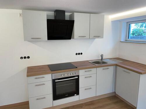 Foto - Moderne 2-Zimmer-Wohnung mit Einbauküche & Garten in Wallerstein