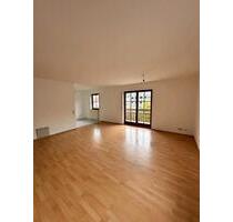 Schöne, helle 112 Zi-Whg in BalingenFrommern m. Balkon TG