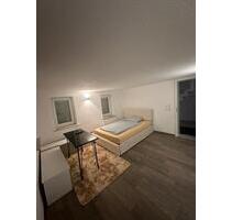 1-Zimmer-WohnungAppartment - 800,00&nbsp;EUR Kaltmiete, ca.&nbsp; 20,00&nbsp;m&sup2; in Dettingen an der Erms (PLZ: 72581)