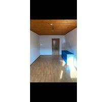 sehr schönes Zimmer in 3er WG ab sofort frei - Kranzberg