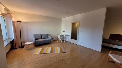 Foto - Helle und zentrale 1-Zimmer-Wohnung mit Blick ins Grüne