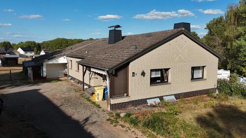 Foto - Einfamilienhaus Nebenerwerbshofstelle in ruhiger Lage