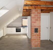 Schöne helle ruhige 2 Zimmer Dachgeschosswohnung - Euerbach