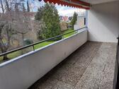 Foto - Helle 2,5-Zi.-Wohnung mit Loggia, ruhig & zentral