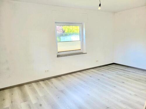 Foto - 9 Zimmer Mehrfamilienhaus, Wohnhaus in Westoverledingen