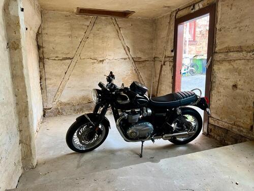 Foto - Garagenhaus für ein bis zwei Motorräder ab jetzt zu mieten