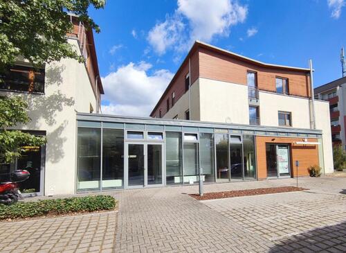 Foto - Ihre neue Gewerbeeinheit im grünen Stadtteil Herrenkrug