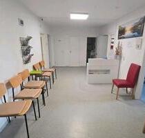 Büro- Praxisfläche 125m² im 3. OG mit Fahrstuhl in Lübeck
