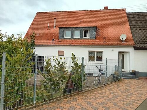Foto - Gemütliches Haus zum Teilrenovieren statt 250 000, nur 165 000
