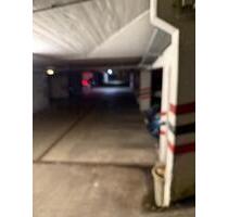 Tiefgaragenstellplatz in Essen-Altendorf (Holdenweg) zu vermieten