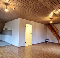 Frisch sanierte, helle Wohnung mit Balkon und Garage - Wendlingen am Neckar