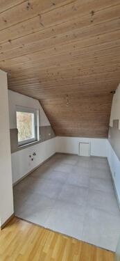 Foto - 2.5 Zimmer Dachgeschoßwohnung in Wendlingen am Neckar