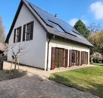 Gepflegtes Haus in mediterranem Flair mit 6,5 Zi in Mahlsdorf-Süd - Berlin Treptow-Köpenick