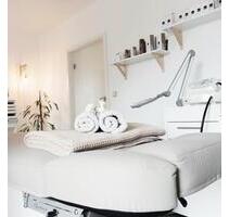 Kosmetikraum unter anderen im Friseursalon zu Vermieten - Eigeltingen
