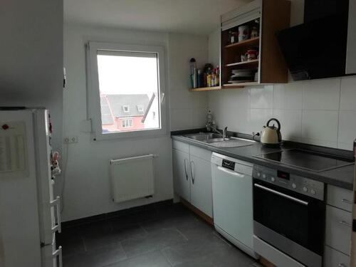 Foto - ein Zim. frei von möbiliziert Vier Zimmer Wohnung 7Km von Zentrum