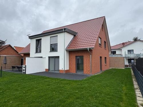 Foto - Doppelhaushälfte in Wietzen - 354.700,00&nbsp;EUR Kaufpreis, ca.&nbsp; 104,00&nbsp;m&sup2;