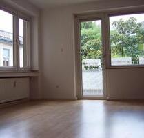 Helle sanierte 2 Zimmer WE mit Einbauküche in Hafennähe - Düsseldorf Stadtbezirk 3