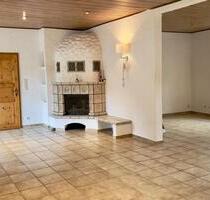 Gepflegte Doppelhaushälfte mit fünf Zimmern und Einbauküche - Bad Dürkheim