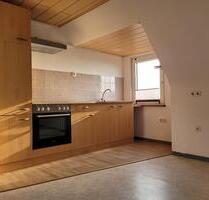 Dachgeschosswohnung - 350,00&nbsp;EUR Kaltmiete, ca.&nbsp; 50,00&nbsp;m&sup2; in Wettenberg (PLZ: 35435)