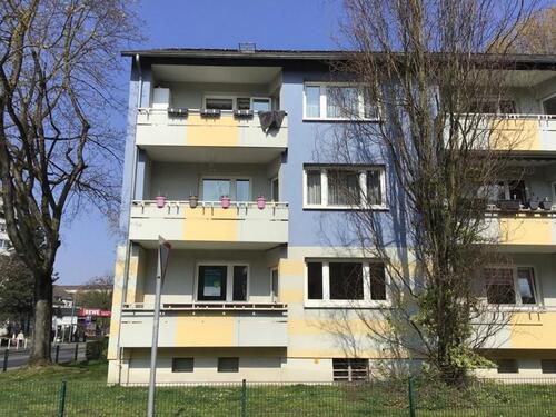 Foto - Wunderschöne Familienwohnung mit modernem Tageslichtbad und herrlichem Balkon im EG!