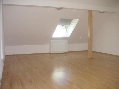Foto - Dachgeschoßwohnung in Ergolding zur Miete