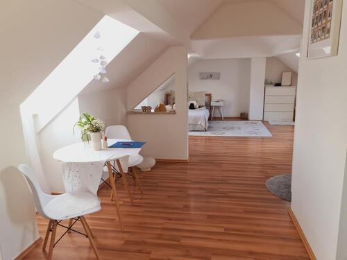 Foto - 1 Zimmer Dachgeschoßwohnung zur Miete in Schwandorf