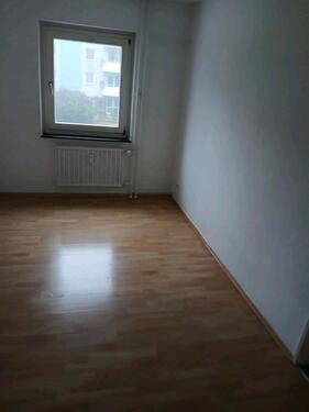 Foto - 3 Zimmer Wohnung zu vermieten - 615,00 EUR Kaltmiete, ca.  64,00 m²