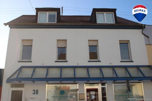 Foto - Helle Freundliche 4 Zimmer Wohnung in Zentrum von Ensdorf zu Vermieten.