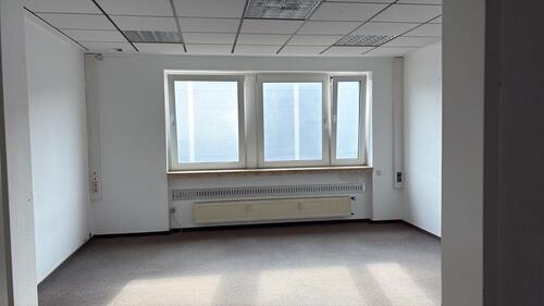 Foto - büroetage 1. og , L I F T , parkplätze, ruhige lage, 170 qm