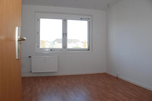 Foto - NEU sanierte 2-Raum-Wohnung in zentraler Lage