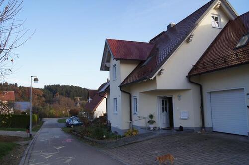 Foto - Etagenwohnung zur Miete in Mickhausen