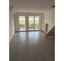 Schöne helle 3,5-Zi. Maisonette in Durmersheim mit Küche & Balkon