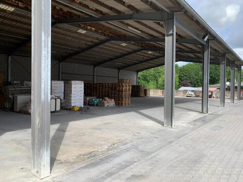 Foto - Lagerfläche geschlossene Halle - 3,00&nbsp;EUR Kaltmiete, ca.&nbsp; 3,50&nbsp;m&sup2;