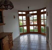 Attraktive 3-Zimmer-Wohnung mit Balkon, Einbauküche, Garage & Ste - Regen