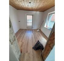 Wohung zu Vermieten WG - 550,00&nbsp;EUR Kaltmiete, ca.&nbsp; 45,00&nbsp;m&sup2; in Rosenheim (PLZ: 83026) Aising