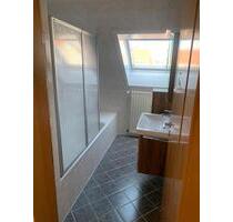 Vier Zimmer KBWC - 81,36 qm mit Garage zu vermieten - Schwandorf