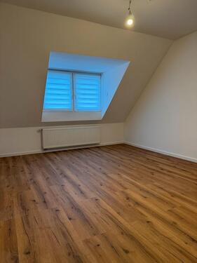 Foto - 4 Zimmer Dachgeschoßwohnung zur Miete in Ludwigshafen am Rhein