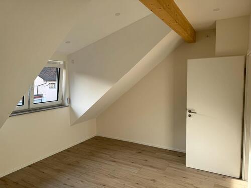 Foto - 2 Zimmer Dachgeschoßwohnung zur Miete in Pforzheim